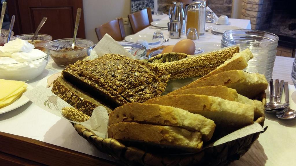 Archontiko Evridikis Hotel Víca Kültér fotó